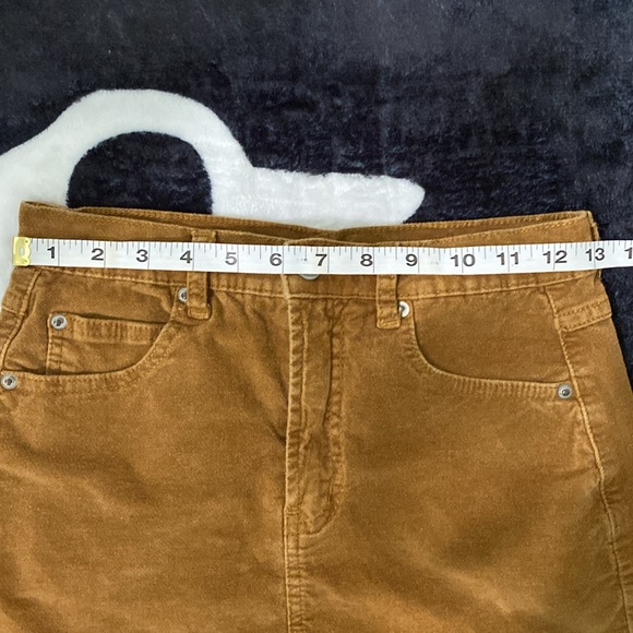 Brandy Melville Tan Corduroy Mini Skirt, Size Small - Picture 7 of 8